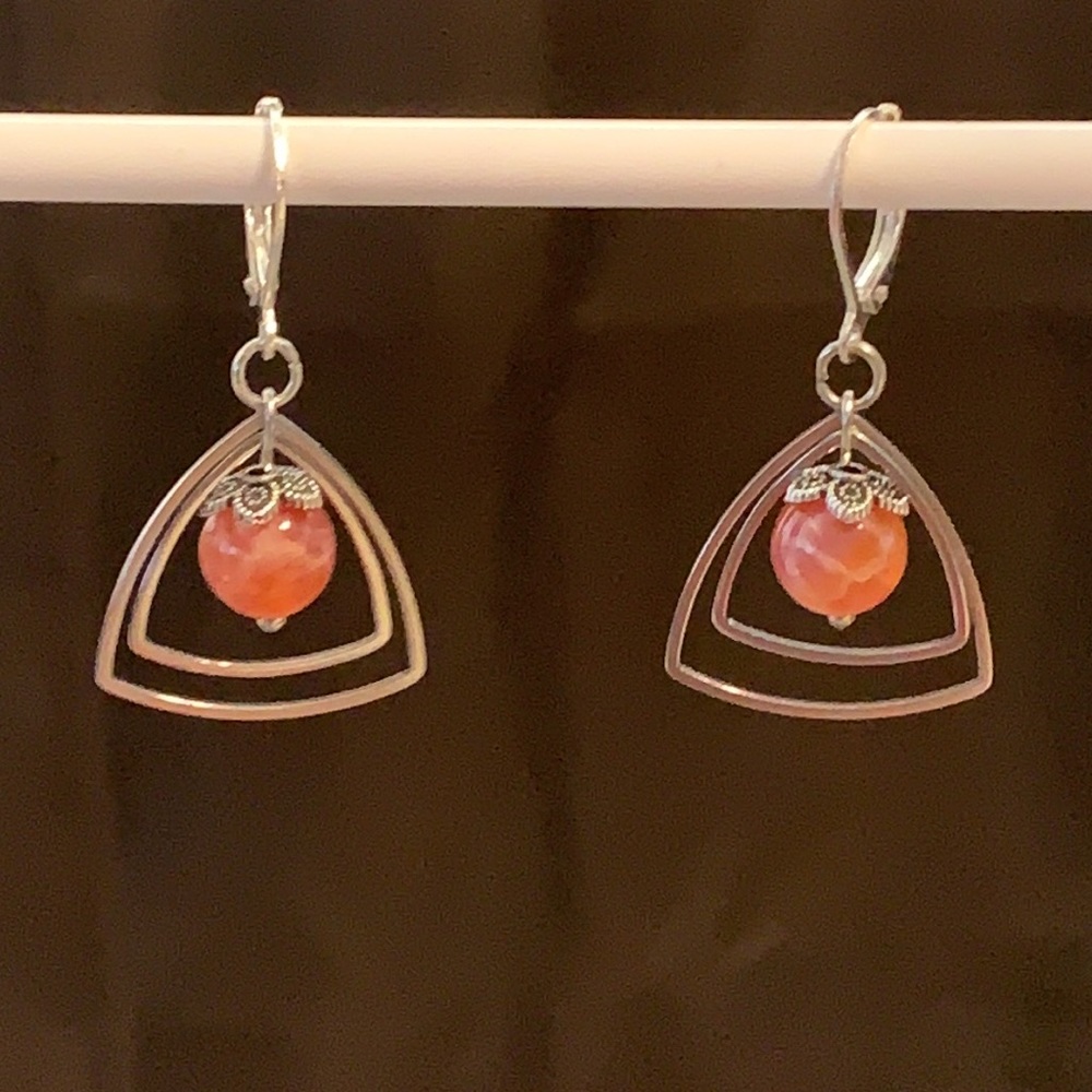 21212 Natural red dragon vein agate earrings